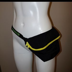 VINTAGE 80s fannypack